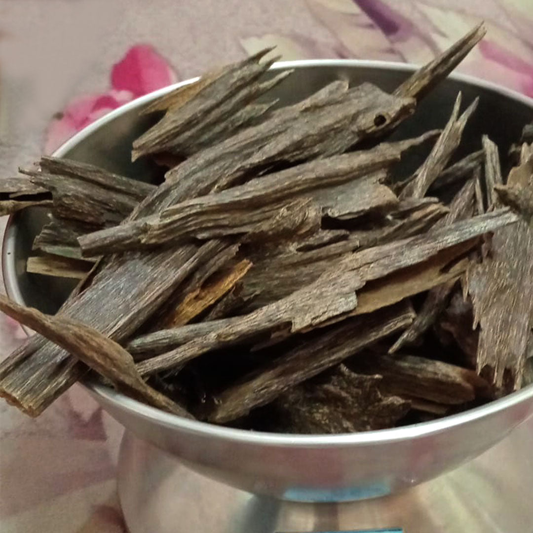 Hindi Double Super Oud – 100% Pure (21.4 Tola) (عُود هِنْدِي دَبِل سُوپَر)