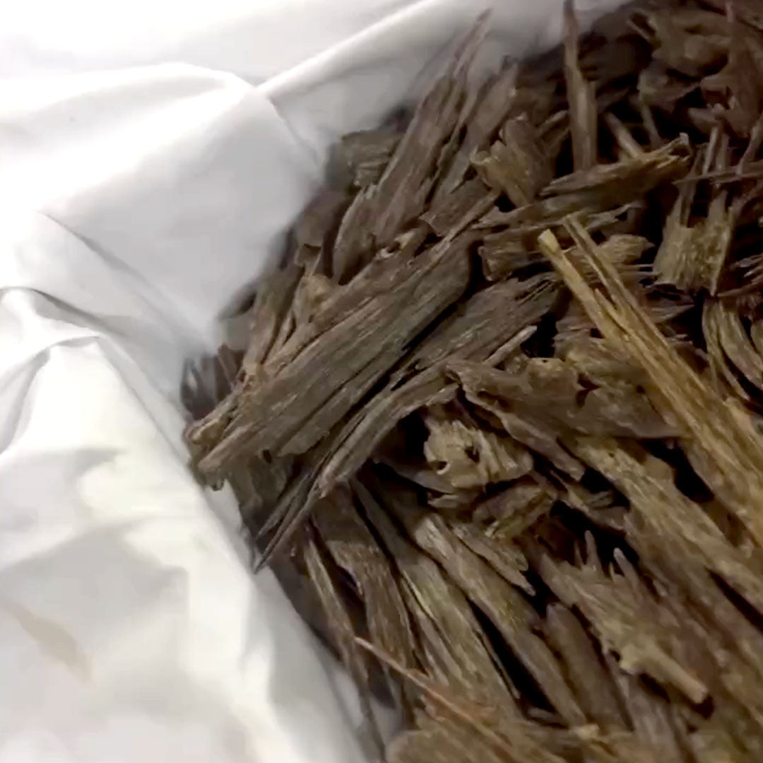 Maroqi Oud – 100% Pure (1 Tola) (عُود مَغْرِبِي)