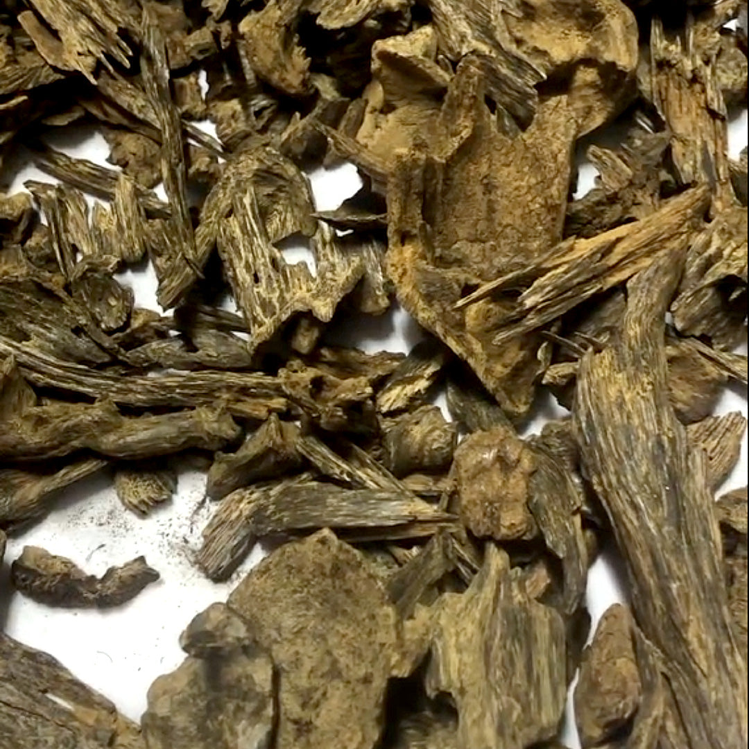 Philippines Oud – 100% Pure (1 Tola) (عُود فِلِيبِّينِي)